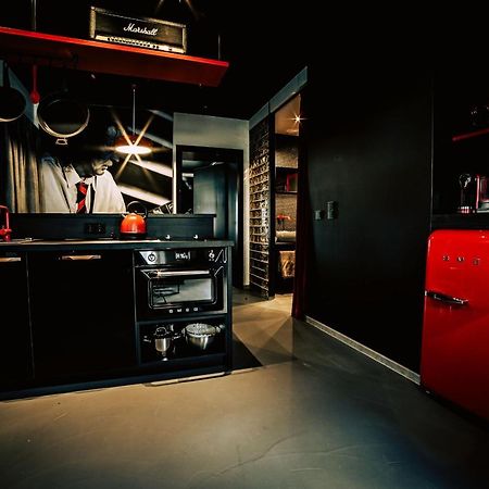 Boutique Apartments Old School Soll Luaran gambar