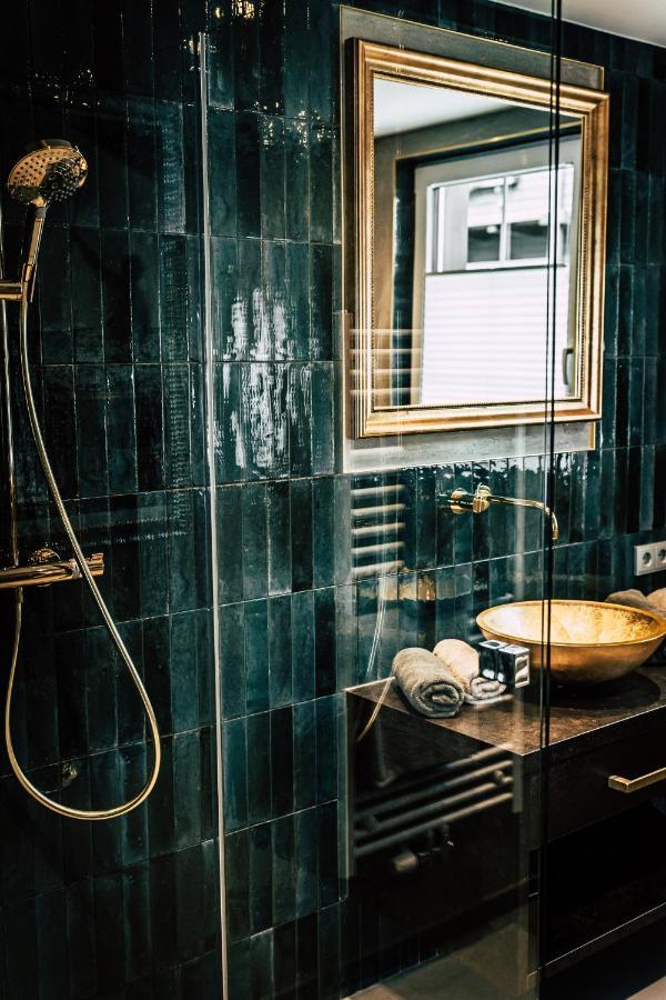 Boutique Apartments Old School Soll Luaran gambar