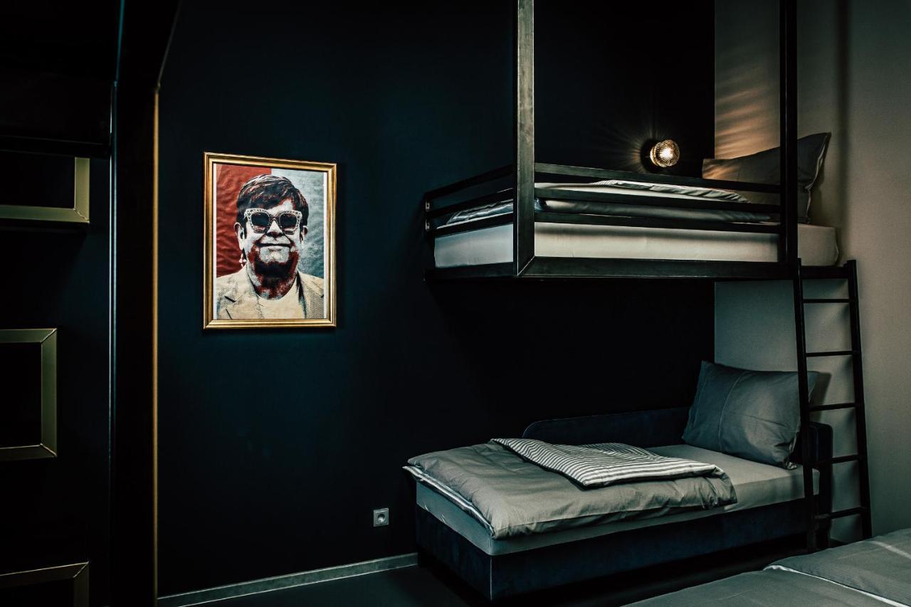 Boutique Apartments Old School Soll Luaran gambar
