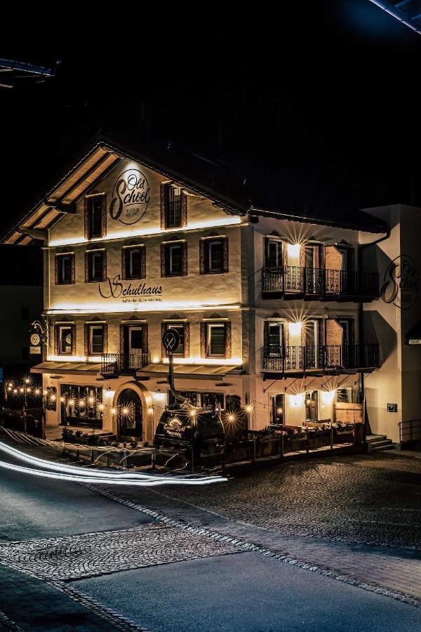 Boutique Apartments Old School Soll Luaran gambar